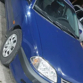 Toyota Avensis 2002