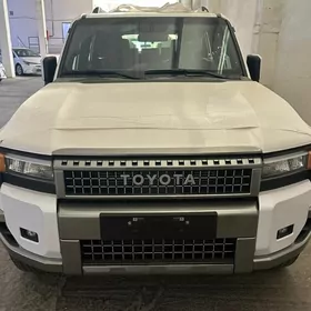 Toyota Land Cruiser Prado 2024