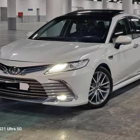 Toyota Camry 2018