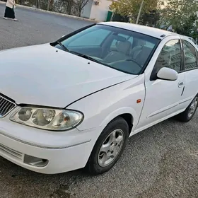 Nissan Sunny 2005