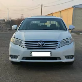 Toyota Avalon 2011