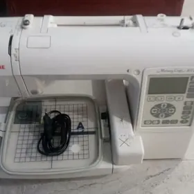JANOME 200 E