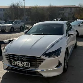 Hyundai Sonata 2021