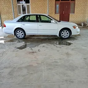 Toyota Avalon 2001