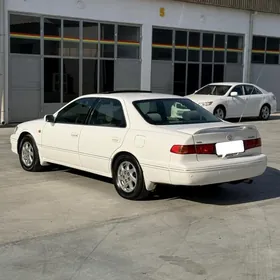 Toyota Camry 1999