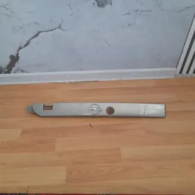 opel Astra bagaź nikel