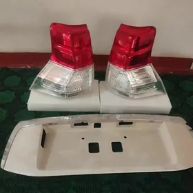 Totota Prada Fara 2013