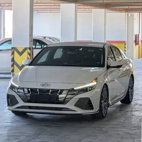 Hyundai Elantra 2023