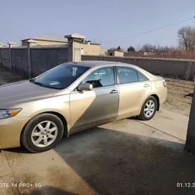 Toyota Camry 2011