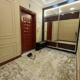  Arenda Sayoly elitka