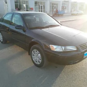 Toyota Camry 1999