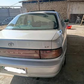 Toyota Camry 1993
