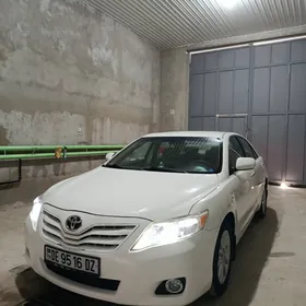 Toyota Camry 2011
