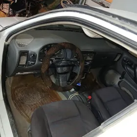 Volkswagen Polo 2000