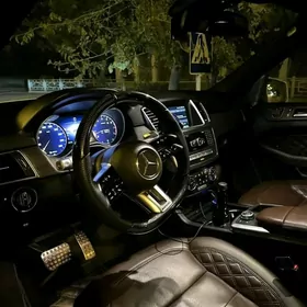 Mercedes-Benz ML350 2012