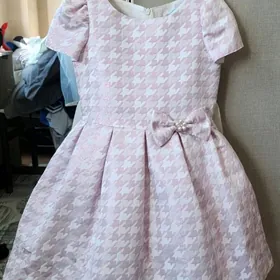 Платье на девочку
