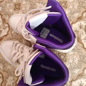 кроссовки Reebok