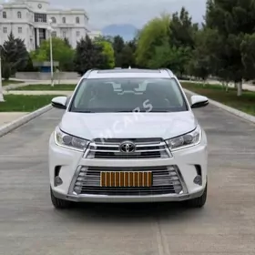 Toyota Highlander 2016