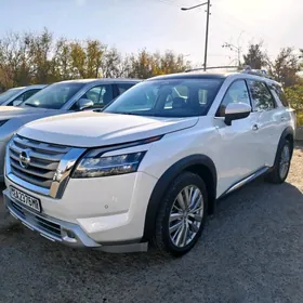 Nissan Pathfinder 2022