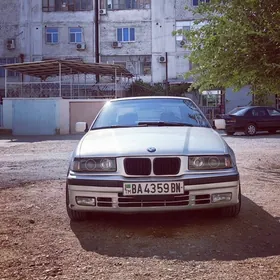 BMW 320 1993