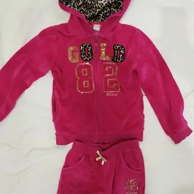 спортивные костюмы, пижамы