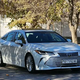 Toyota Avalon 2018