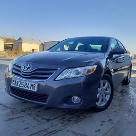 Toyota Camry 2011