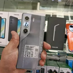 Tecno camon 40pro 8/256 kredit