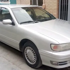 Nissan Cefiro 1995