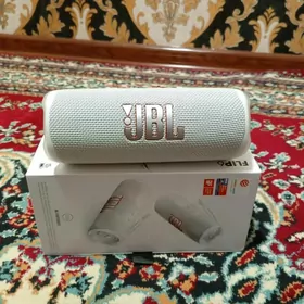 JBL Flip6