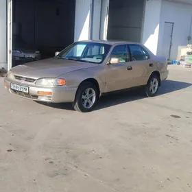 Toyota Camry 1993