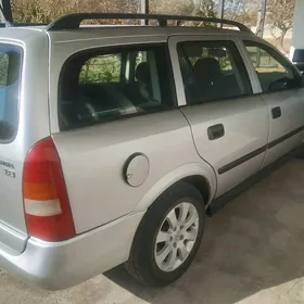 Opel Astra 2000