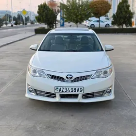 Toyota Camry 2013