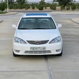 Toyota Camry 2005