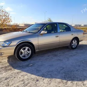 Toyota Camry 2000