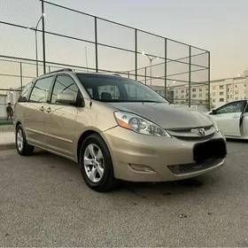 Toyota Sienna 2007