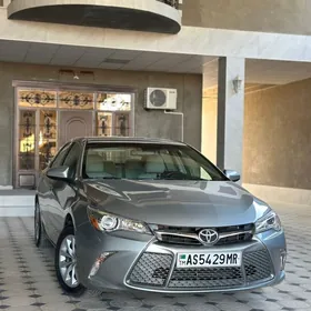 Toyota Camry 2016
