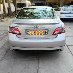 Toyota Camry 2010