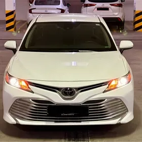 Toyota Camry 2020