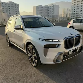 BMW X7 2023