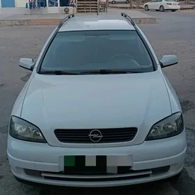 Opel Astra 2000