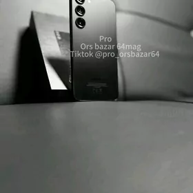 Samsung S23   8/128