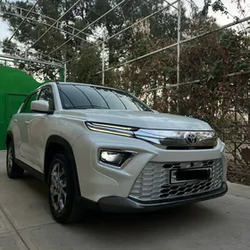 Toyota Urban Cruiser 2024