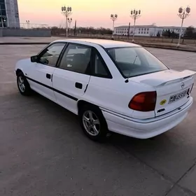 Opel Astra 1992