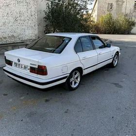 BMW E34 1989