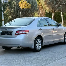 Toyota Camry 2011