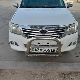 Toyota Hilux 2014