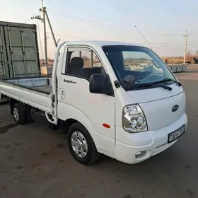 Kia Bongo 2005