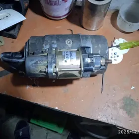 стартер от нивы