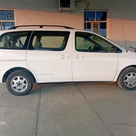 Toyota Sienna 2000